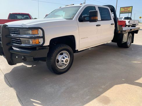 Used 2017 Chevrolet Silverado 3500 W/T w/ WT Convenience Package RWD image 3