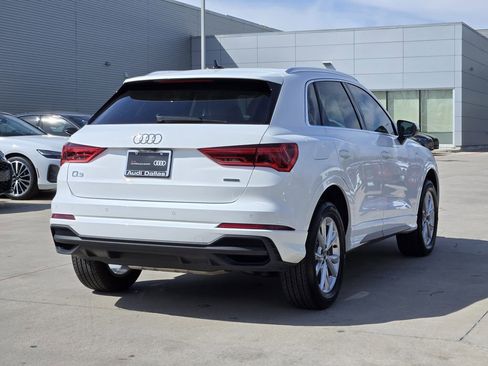 Certified 2025 Audi Q3 2.0T Premium w/ Convenience Package image 8