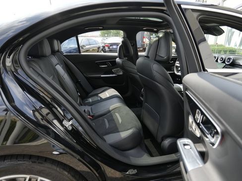 Used 2024 Mercedes-Benz C 63 AMG S image 43