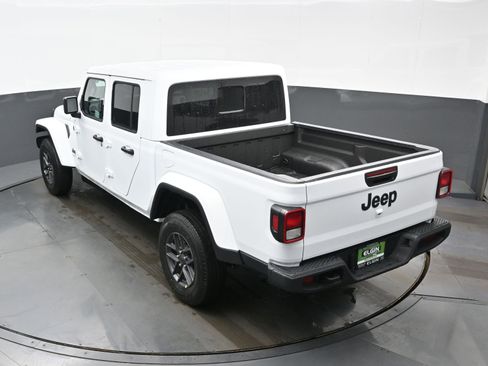 New 2026 Jeep Gladiator Sport image 20