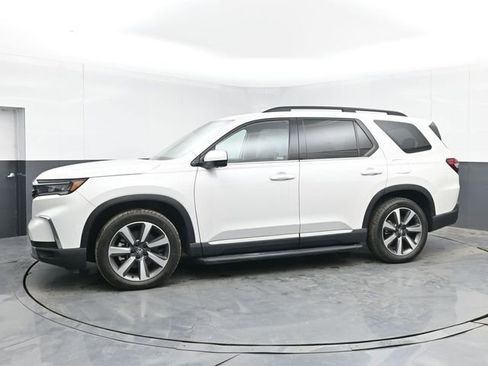 Used 2024 Honda Pilot Elite image 6