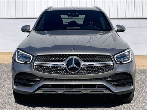 Used 2021 Mercedes-Benz GLC 300 4MATIC image 3