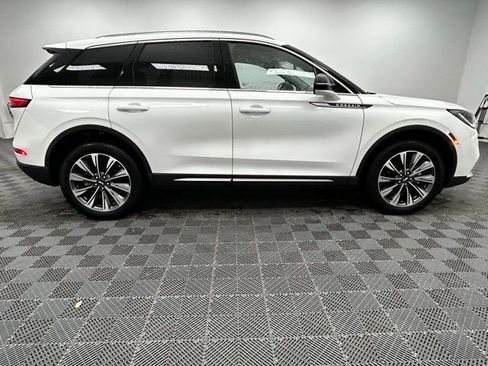 Used 2022 Lincoln Corsair Reserve w/ Elements Package image 17