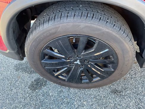 Used 2025 Mitsubishi Outlander Sport LE image 10