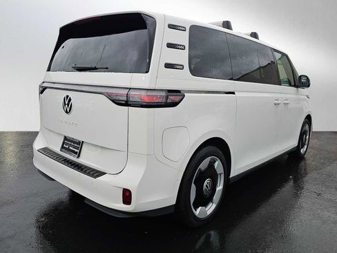 Used 2025 Volkswagen ID. Buzz Pro S image 3