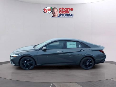 New 2026 Hyundai Elantra Sport FWD image 2