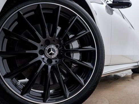 Used 2024 Mercedes-Benz S 580 4MATIC Sedan image 5