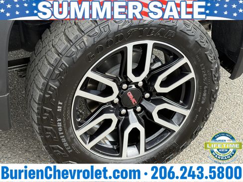 Used 2026 GMC Sierra 1500 AT4 w/ AT4 Premium Package AWD/4WD image 30
