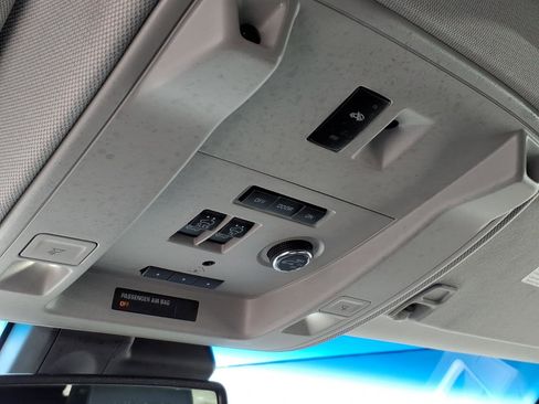 Used 2020 GMC Yukon Denali w/ Denali Ultimate Package image 25