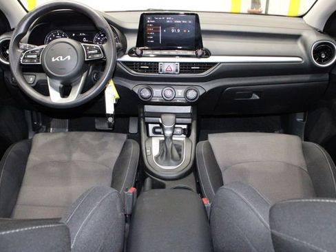 Used 2024 Kia Forte LXS image 28