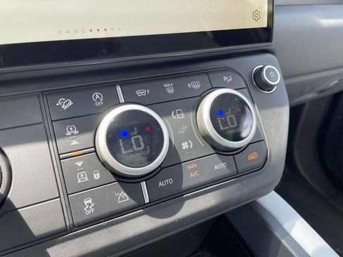 New 2026 Land Rover Defender 130 S AWD/4WD image 30