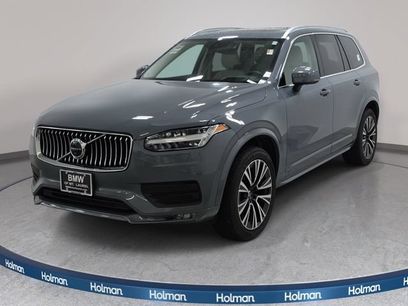 Used 2021 Volvo XC90 T6 Momentum