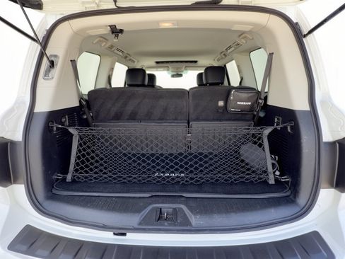 Used 2020 Nissan Armada SL w/ Premium Package RWD image 28