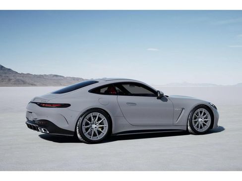 Used 2025 Mercedes-Benz AMG GT 63 image 19