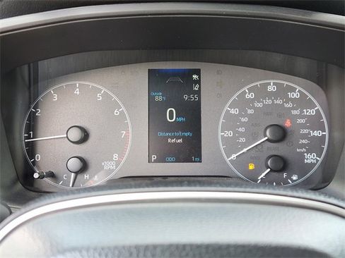 Certified 2025 Toyota Corolla SE image 12