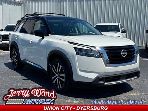 Used 2024 Nissan Pathfinder Platinum AWD/4WD image 1