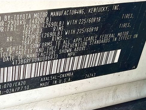 Used 2022 Toyota RAV4 XLE Premium image 19