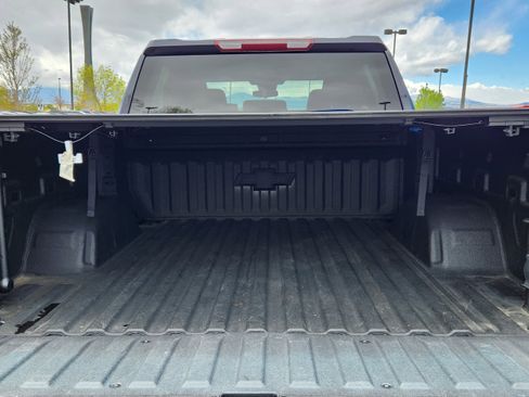 Used 2024 Chevrolet Silverado 1500 Custom Trail Boss w/ Turbomax Blackout Package AWD/4WD image 11