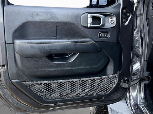 Used 2021 Jeep Gladiator Overland AWD/4WD image 22