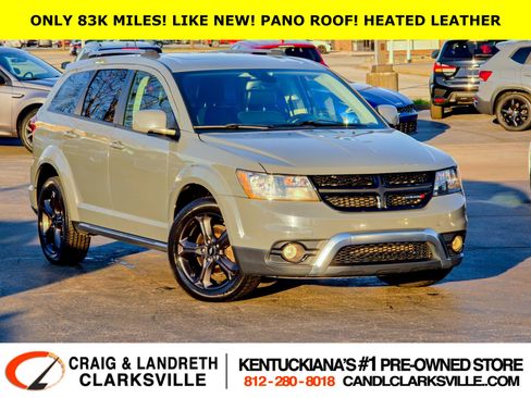 Used 2020 Dodge Journey Crossroad image 1