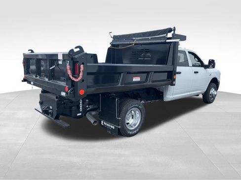 New 2024 RAM 3500 Tradesman w/ Chrome Appearance Group image 8