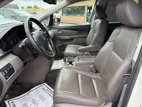 Used 2017 Honda Odyssey EX-L image 14