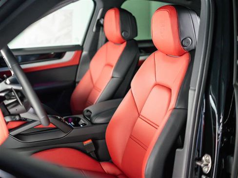 New 2026 Porsche Cayenne Coupe image 5