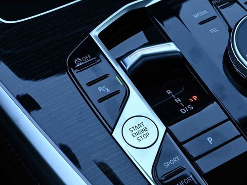 New 2026 BMW X5 sDrive40i w/ M Sport Package image 15