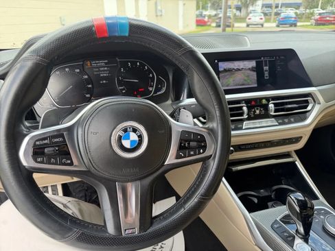 Used 2021 BMW 330i Sedan w/ M Sport Package RWD image 21