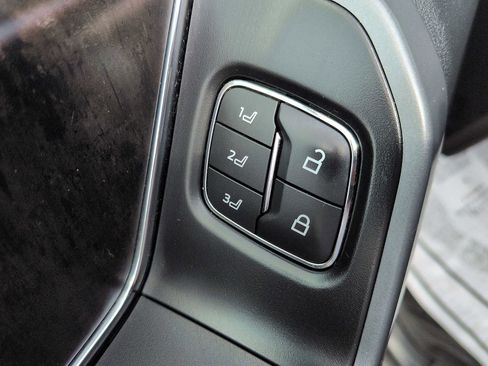 Used 2022 Ford F150 Lariat image 14