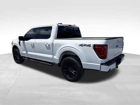 Used 2025 Ford F150 Lariat AWD/4WD image 17