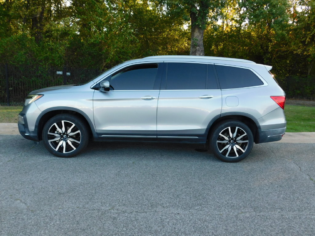 Used 2019 Honda Pilot Touring image 2
