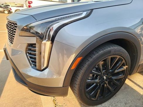 Used 2023 Cadillac XT4 Luxury w/ LPO, Onyx Lite Package image 13