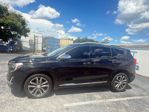 Used 2019 GMC Terrain Denali w/ Advanced Safety Package FWD image 2