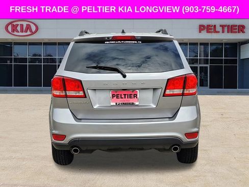 Used 2018 Dodge Journey SXT w/ Connectivity Group FWD image 5