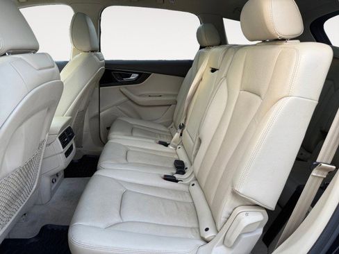 Used 2019 Audi Q7 3.0T Premium Plus w/ Premium Plus Package image 15