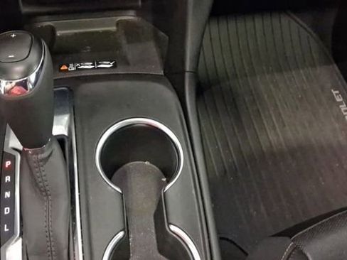 Used 2021 Chevrolet Equinox Premier FWD image 33