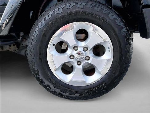 Used 2015 Jeep Wrangler Sahara w/ Connectivity Group image 10