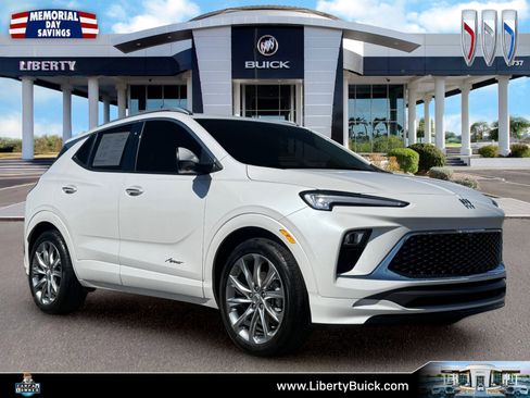Used 2024 Buick Encore GX Avenir w/ Avenir Technology Package FWD image 1