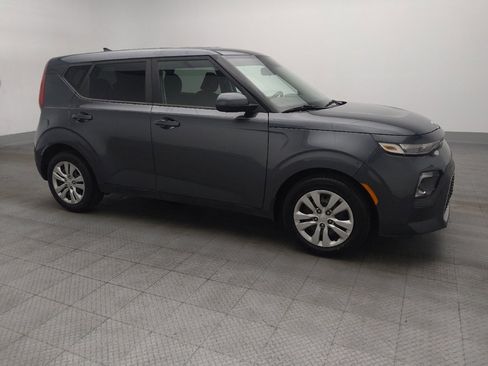 Used 2020 Kia Soul LX image 11