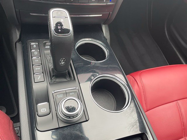 Used 2023 Maserati Ghibli Modena Q4 AWD/4WD image 33