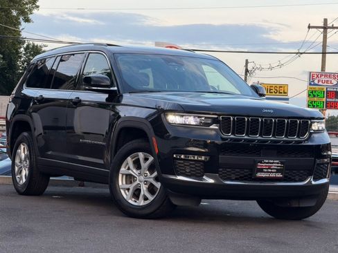 Used 2023 Jeep Grand Cherokee L Limited w/ Luxury Tech Group II AWD/4WD image 3