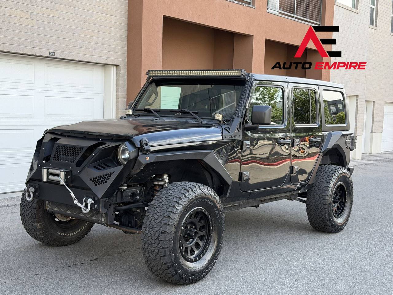 Used 2018 Jeep Wrangler Unlimited Sport AWD/4WD image 1