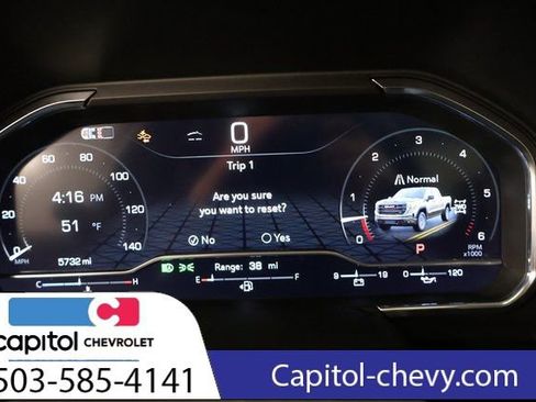 Used 2025 GMC Sierra 1500 AT4 image 18