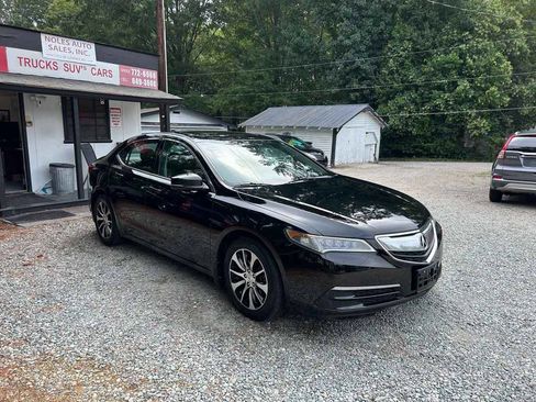 Used 2017 Acura TLX FWD image 1