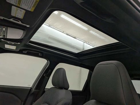 Used 2025 Subaru Forester Premium w/ Convenience Package #2 image 19