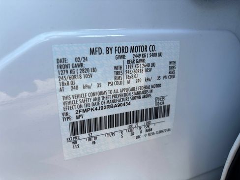 Used 2024 Ford Edge SEL AWD/4WD image 25