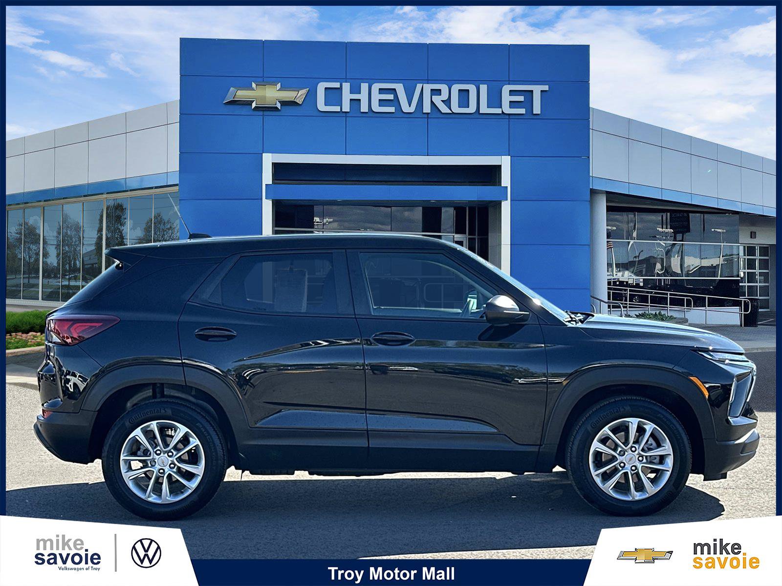 Certified 2024 Chevrolet TrailBlazer LS w/ LS Convenience Package FWD image 2
