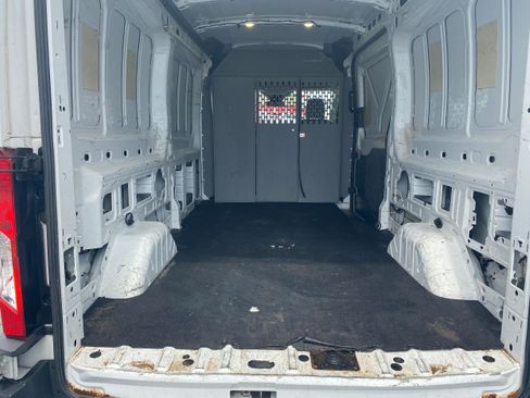 Used 2016 Ford Transit 250 148 Medium Roof RWD image 17