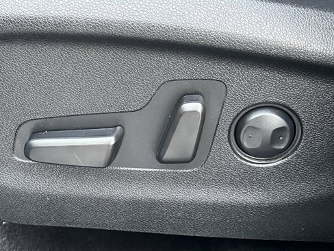 Used 2017 Kia Sorento FWD w/ LX Convenience Package image 27